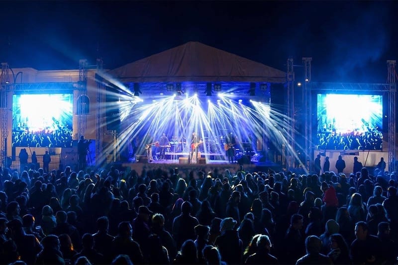 De prin țară adunate