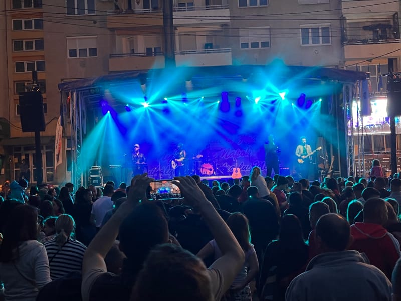 De prin țară adunate