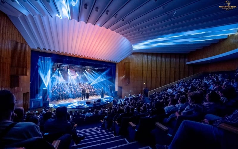 Teatru si evenimente culturale indoor