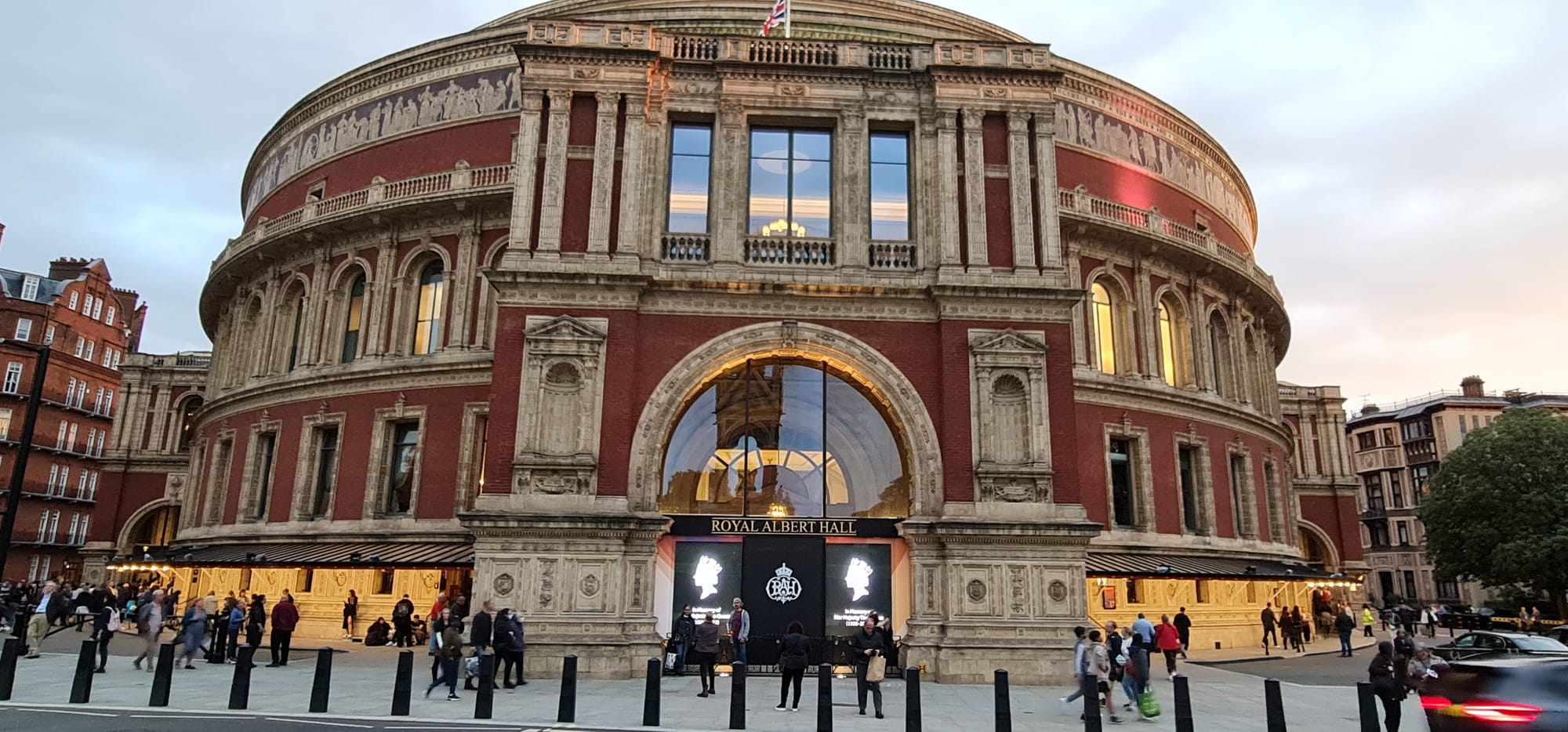 MAGIC AT THE MUSICALS 2022