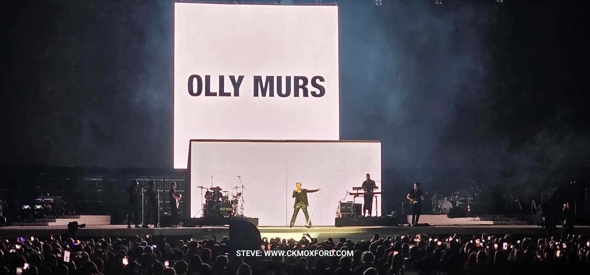 OLLY MURS AND TAKE THAT