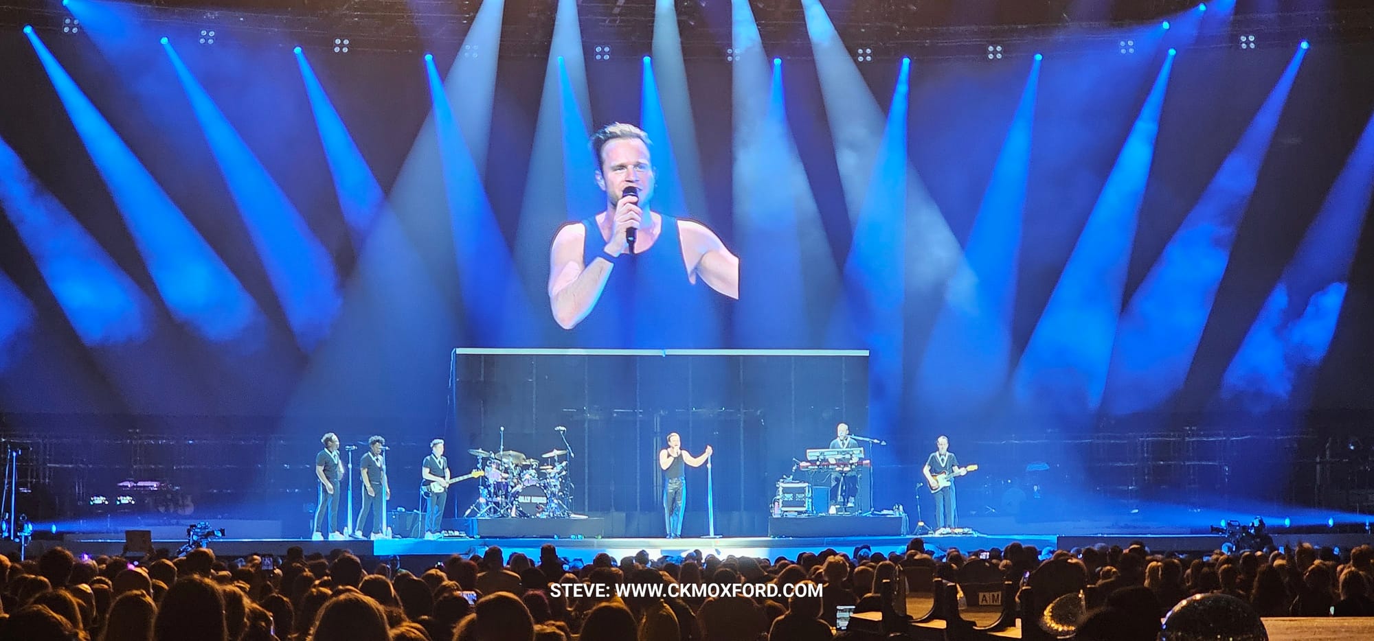 OLLY MURS AND TAKE THAT