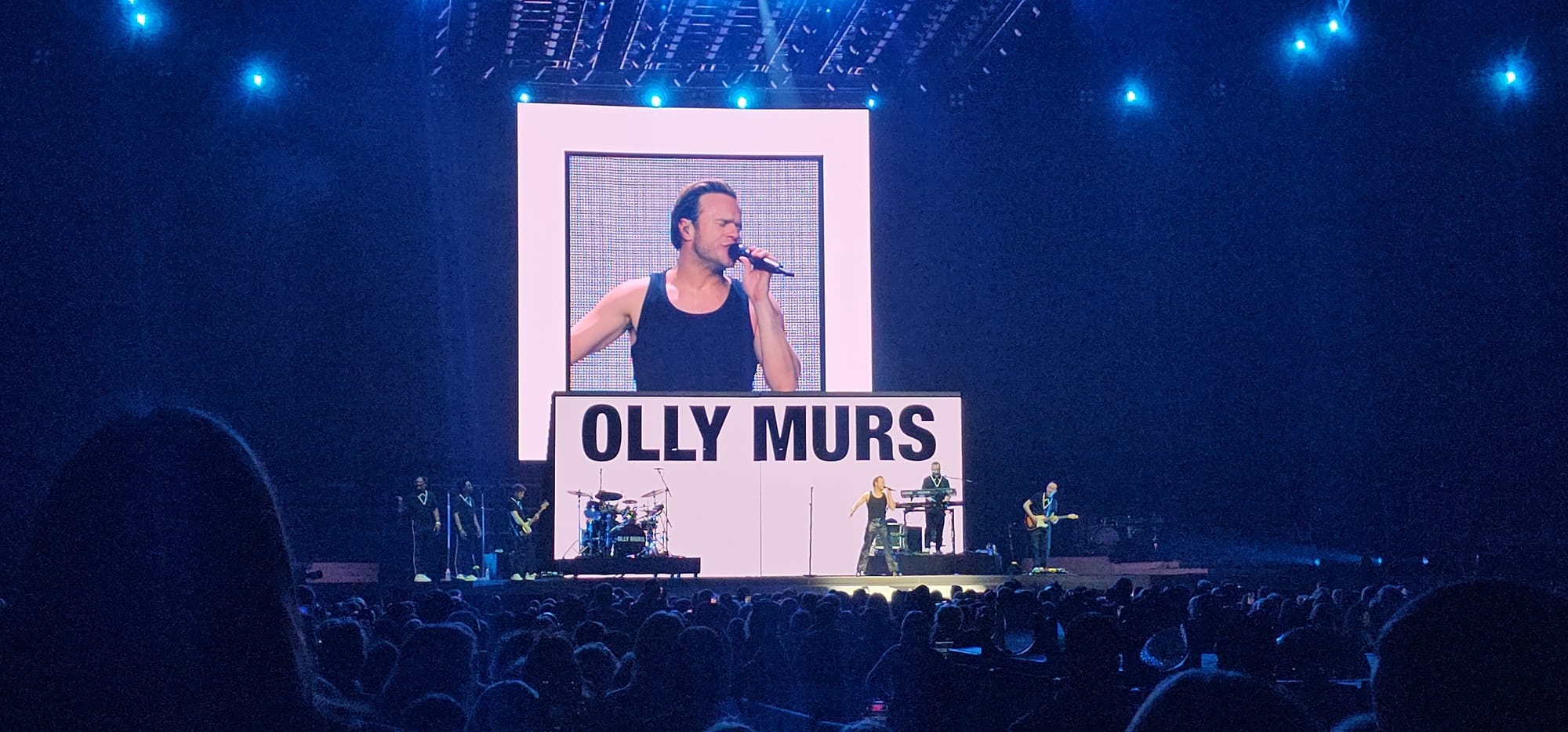 OLLY MURS AND TAKE THAT