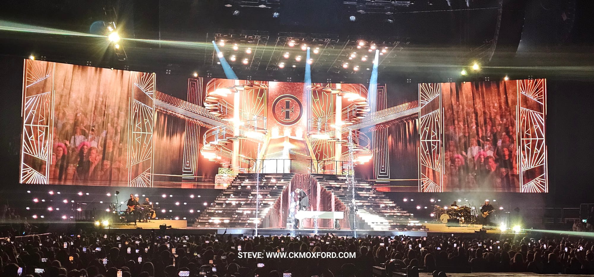 OLLY MURS AND TAKE THAT