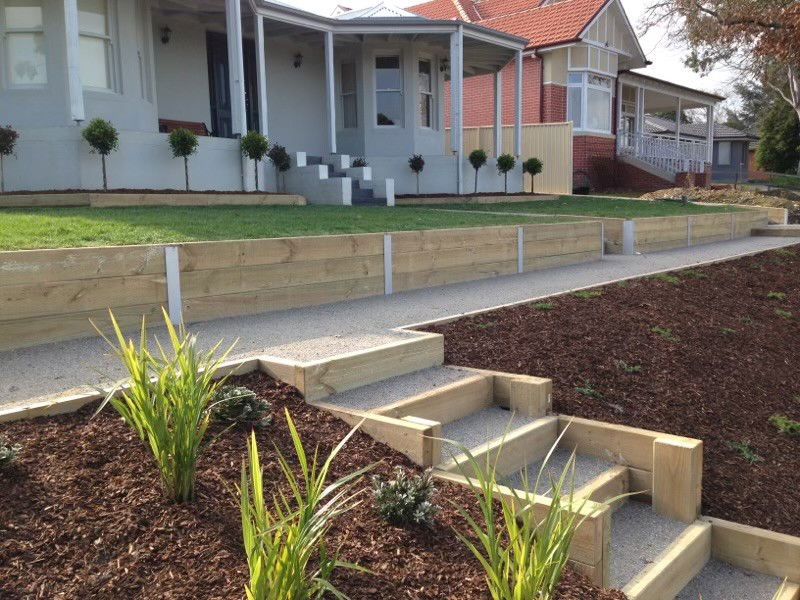 Retaining & Rock Walls