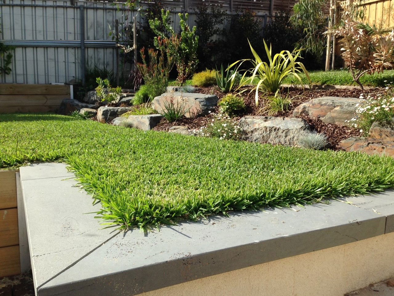 Retaining & Rock Walls