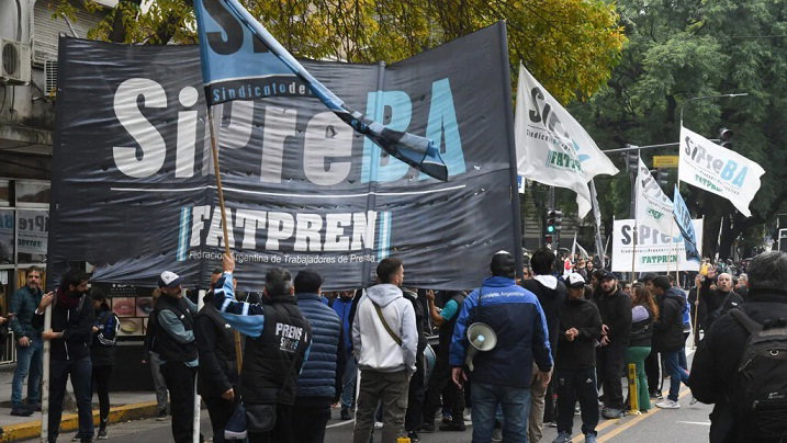 Sin celebraciones del día del periodista en Argentina - DATAURGENTE