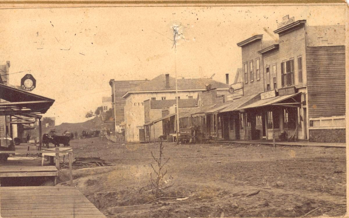 Hudson Street Scene