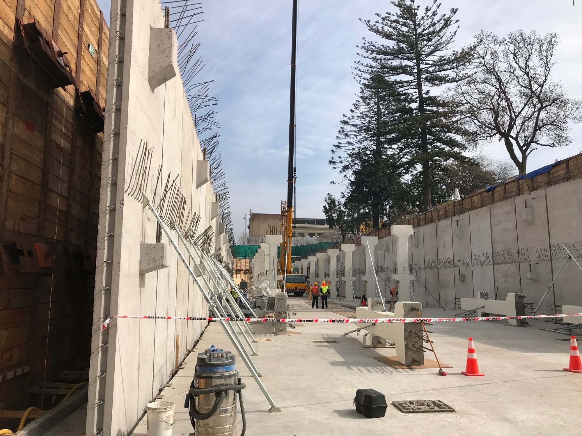 ESTACIONAMIENTO SUBTERRÁNEO VALPARAÍSO -11.000 M2