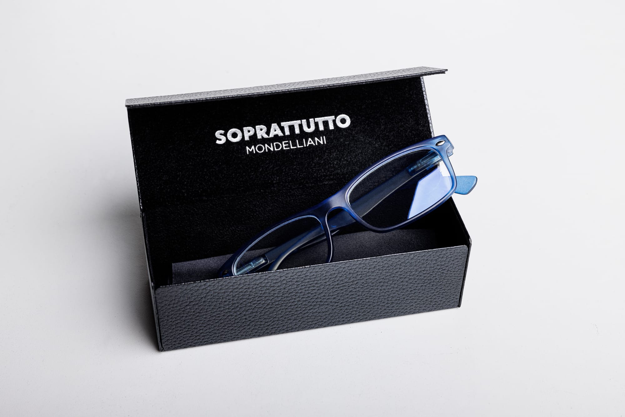 Art. H10 - Astuccio per occhiali Rigido