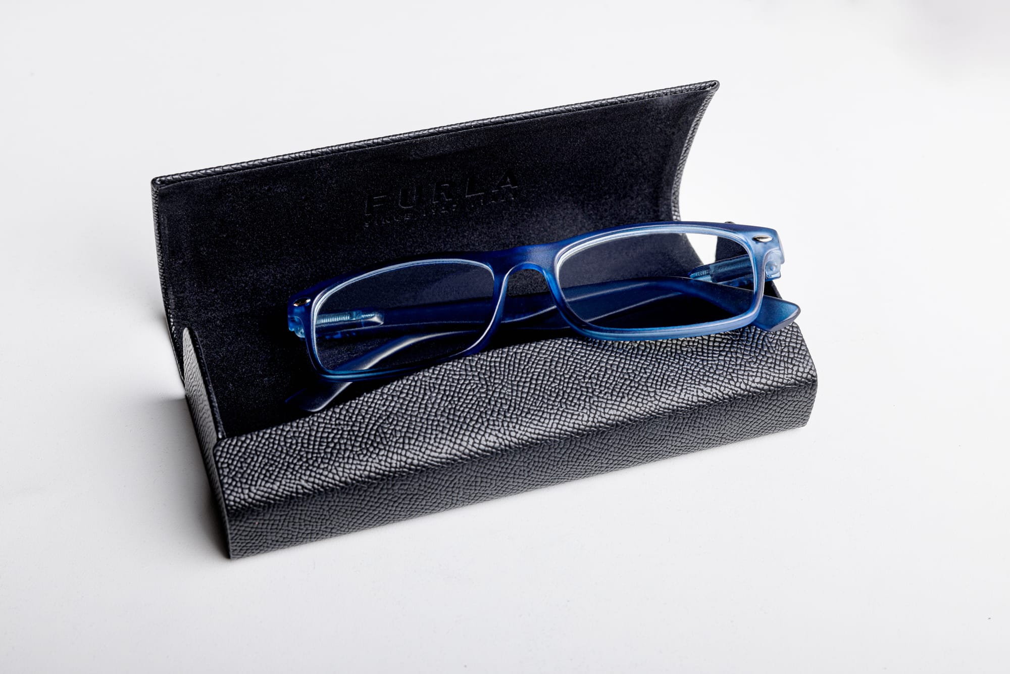 Art. H09 - Astuccio per occhiali Rigido