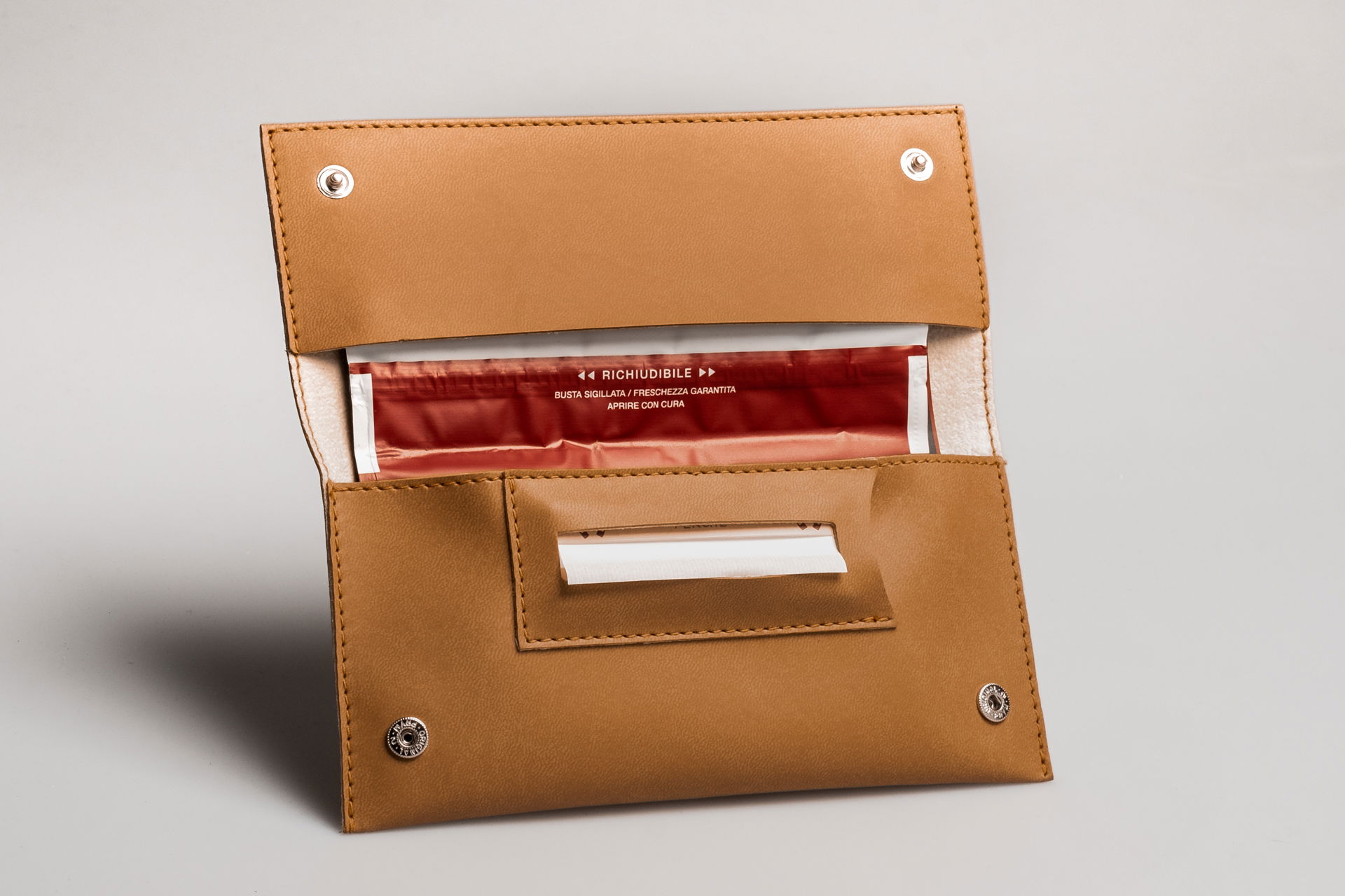 Art. 40 - Astuccio porta Tabacco