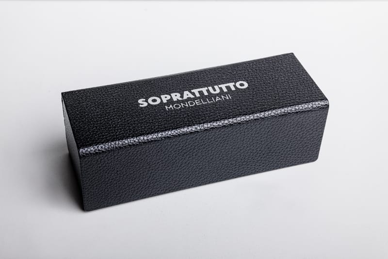 Art. H10 - Astuccio per occhiali Rigido