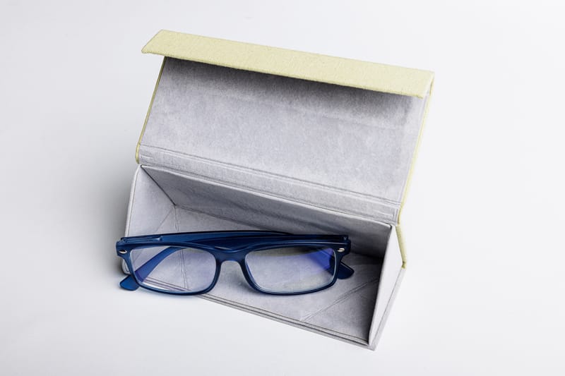 Art. T12 - Astuccio per occhiali Rigido Pieghevole