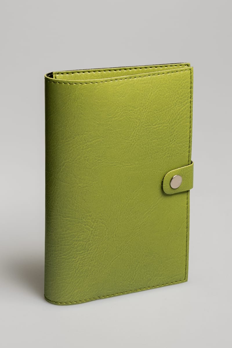 Art. 318 - Portacarte e documenti