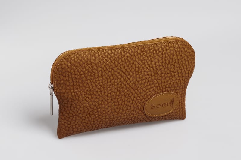 Art. C16 - Portamonete