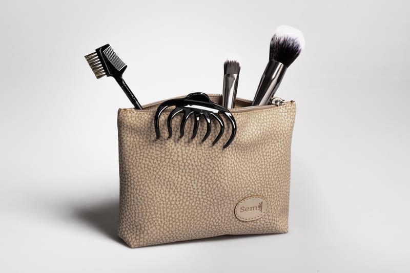 Art. 303 - Trousse