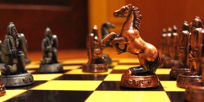 La Agenda Oculta detrás del Conflicto Ruso-Ucraniano y Europa en el Centro del Escenario