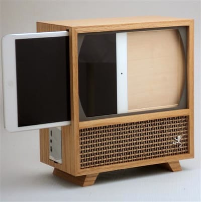 Why You Should Get a Wooden Tablet Stand