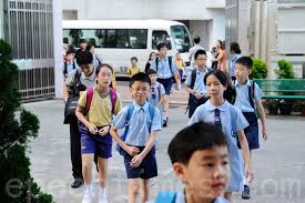 小一入学申请表周三起派发
