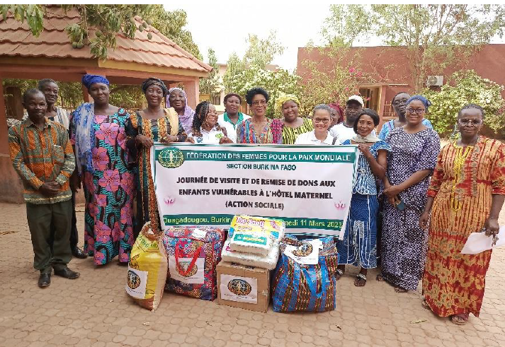 WFWP Burkina Faso: Donation to Needy Children