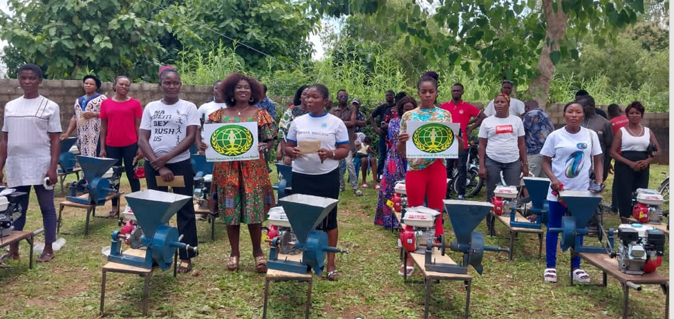 Supporting Women Entrepreneurs through WFWP Nigeria Microcredit: Donation of Grinding Machines