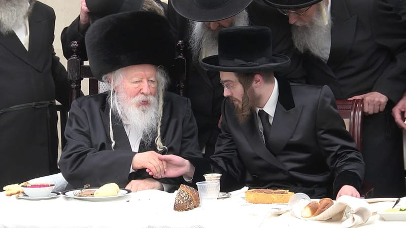 האדמו"ר מסאדיגורא בני ברק בשמחת השבע ברכות בגור