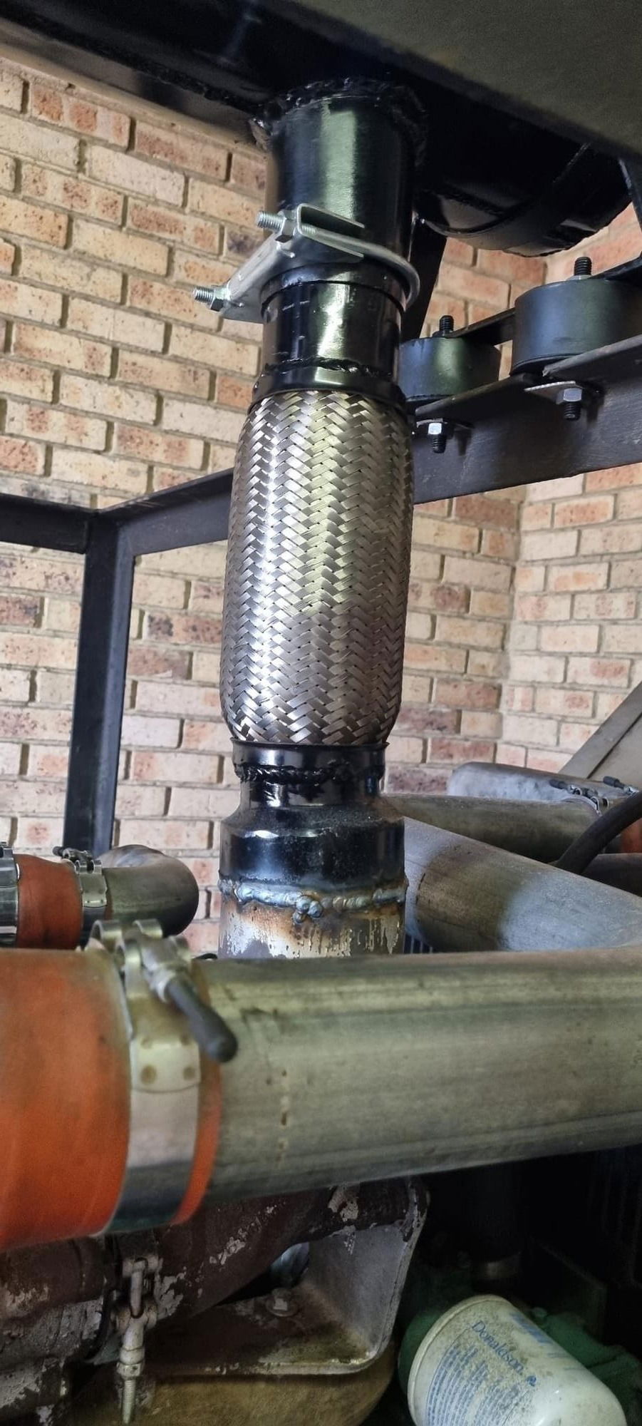 AGL Stainless Flex added for vibration