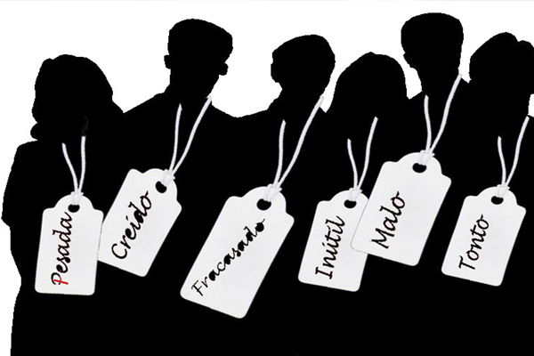 Las etiquetas sociales
