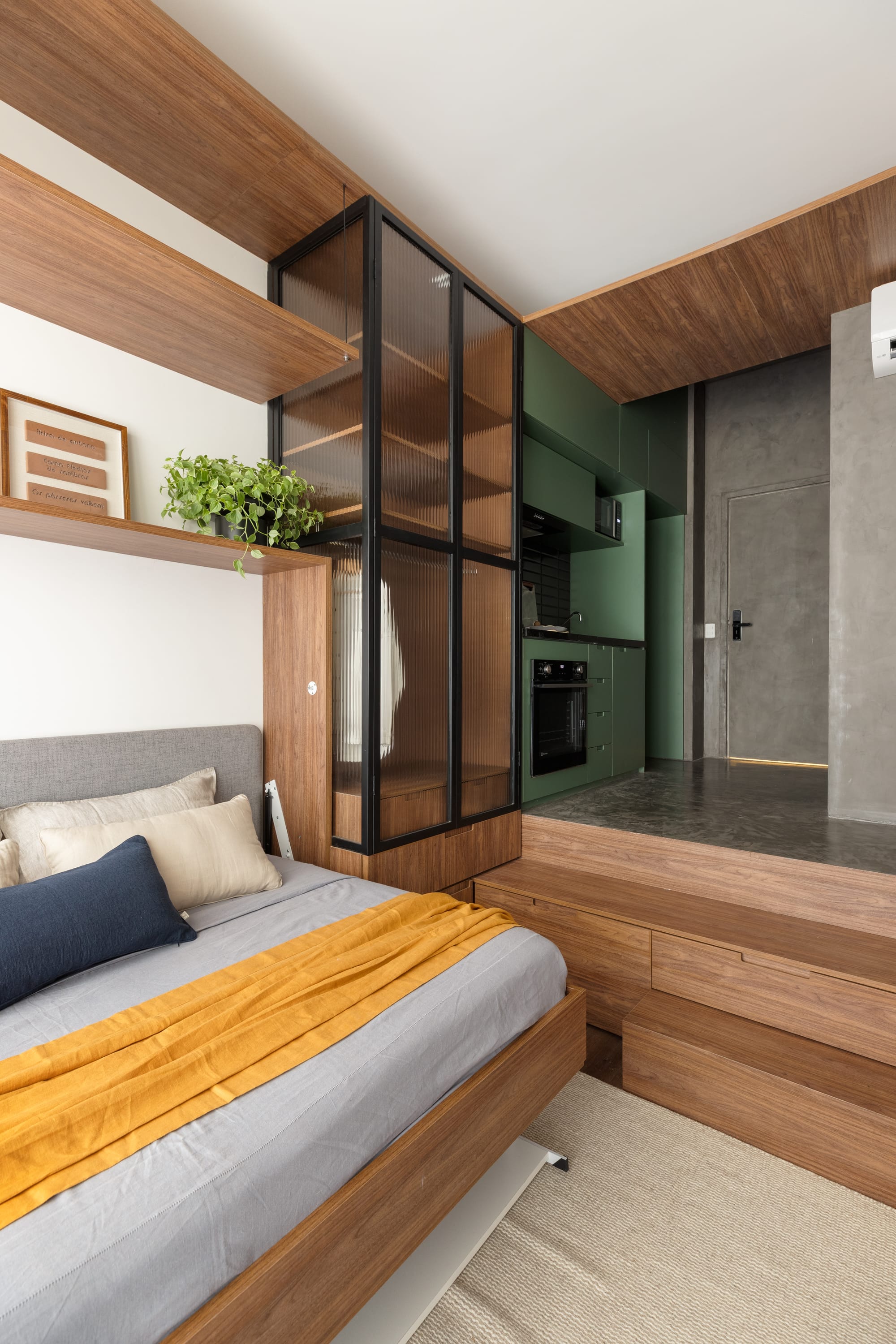 25m²