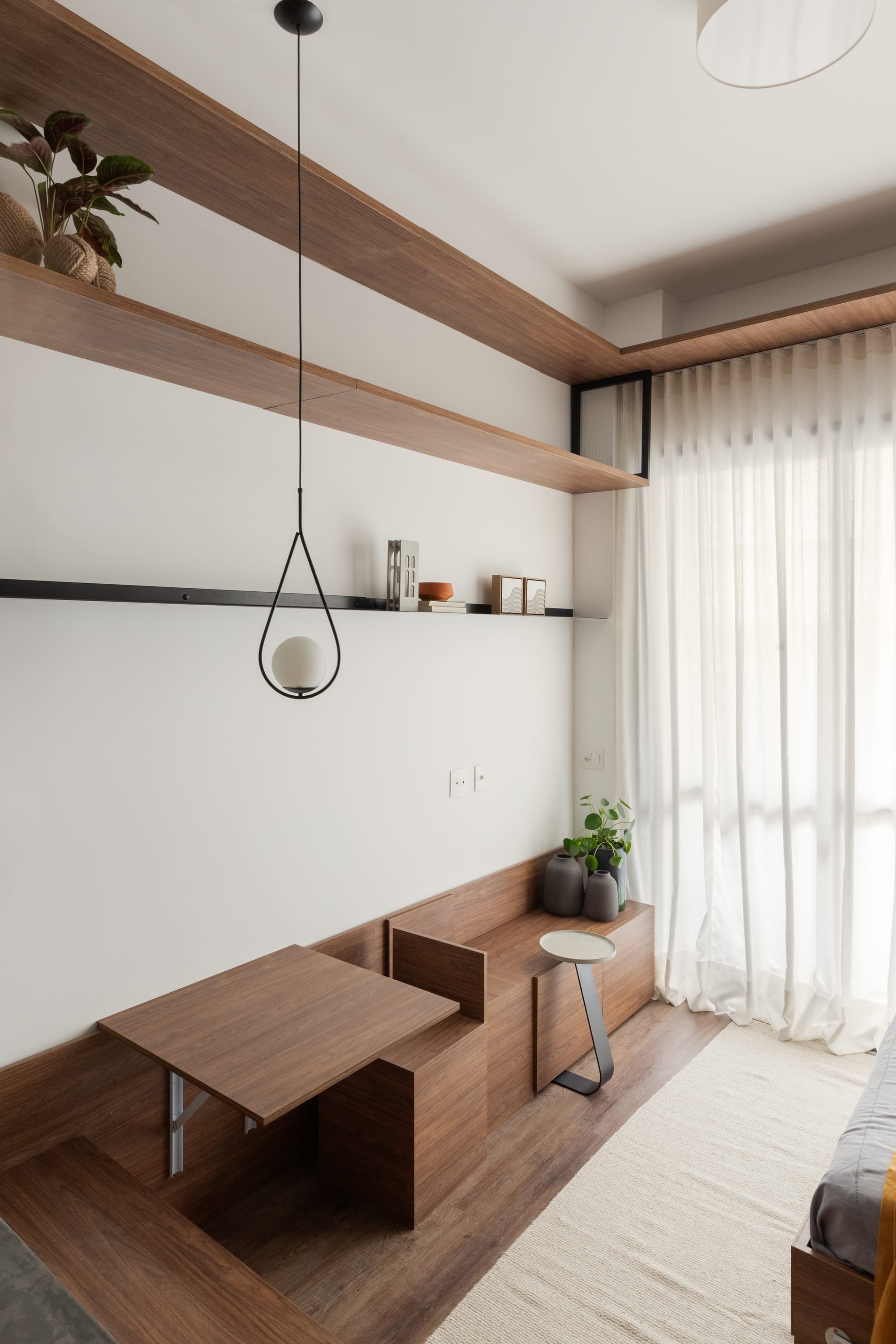 25m²