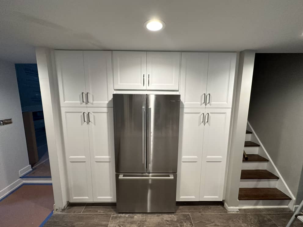 Kitchen Cabinet Installer