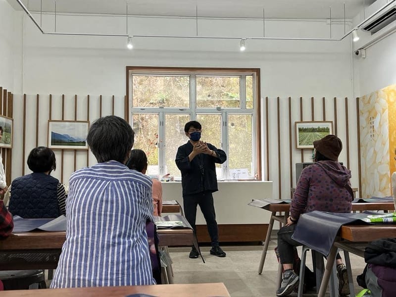 【賽馬會從心開始環保共行計劃】紙包飲品重生筆記簿工作坊