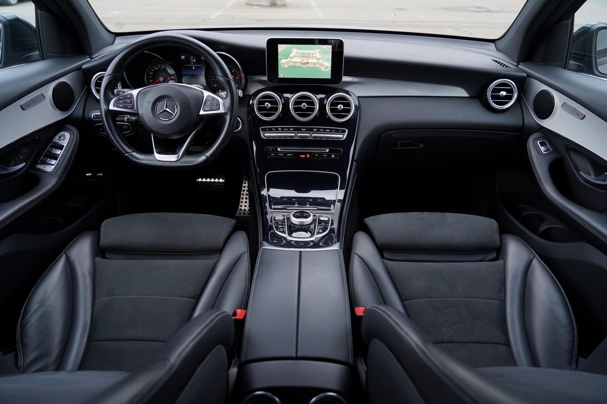 Mercedes-Benz GLC 7