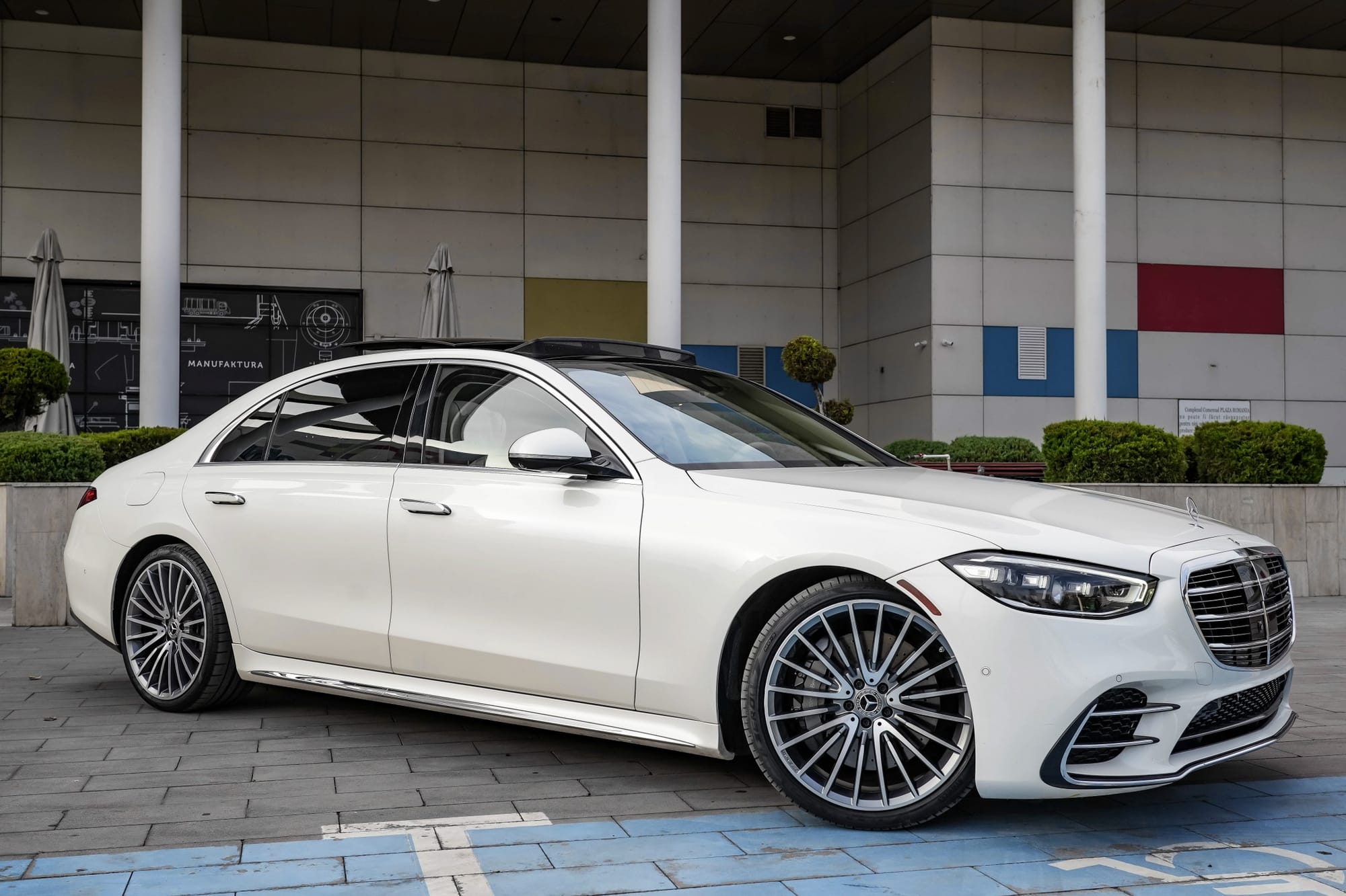 Mercedes-Benz S-Class 5