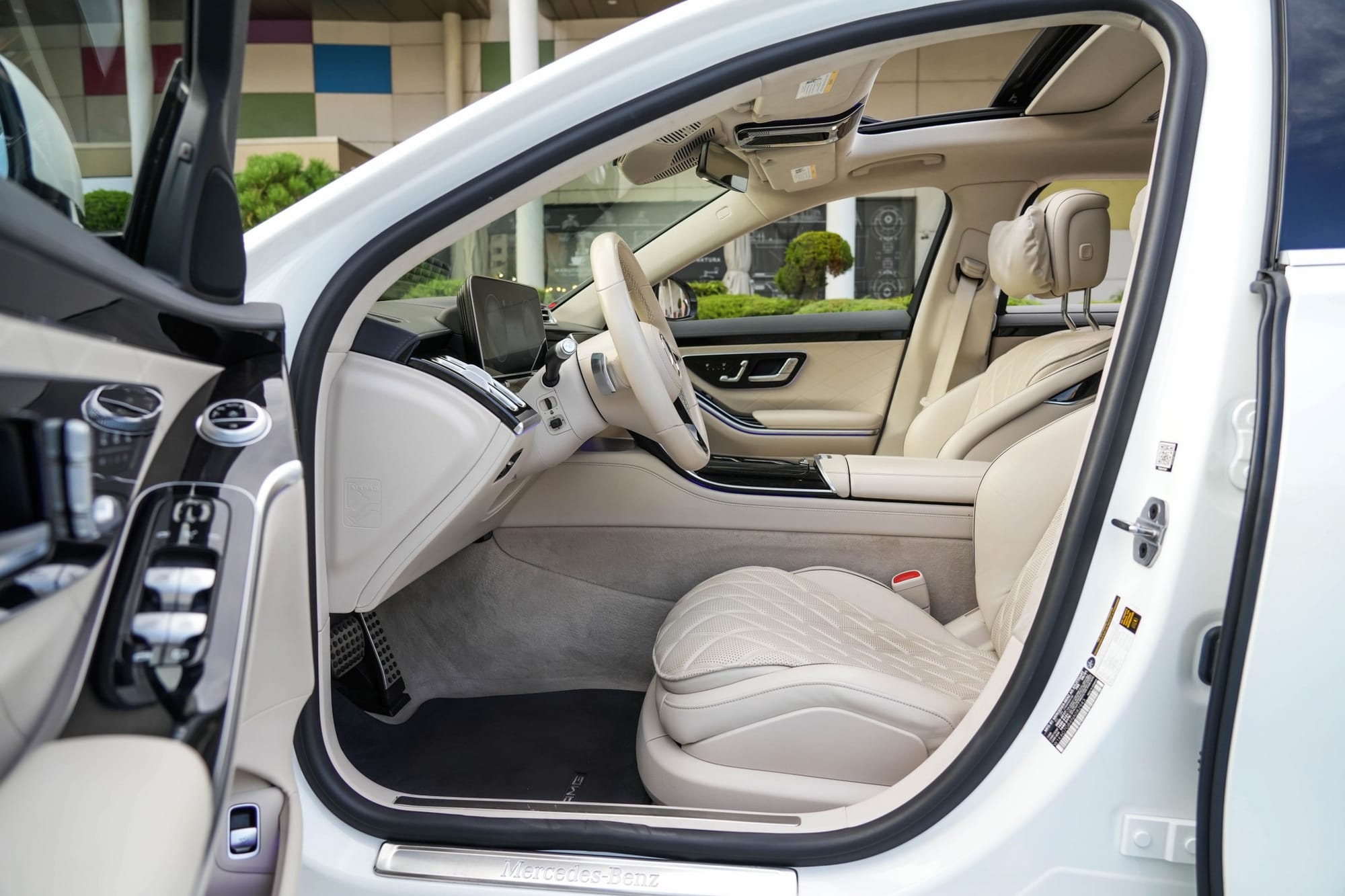 Mercedes-Benz S-Class 9