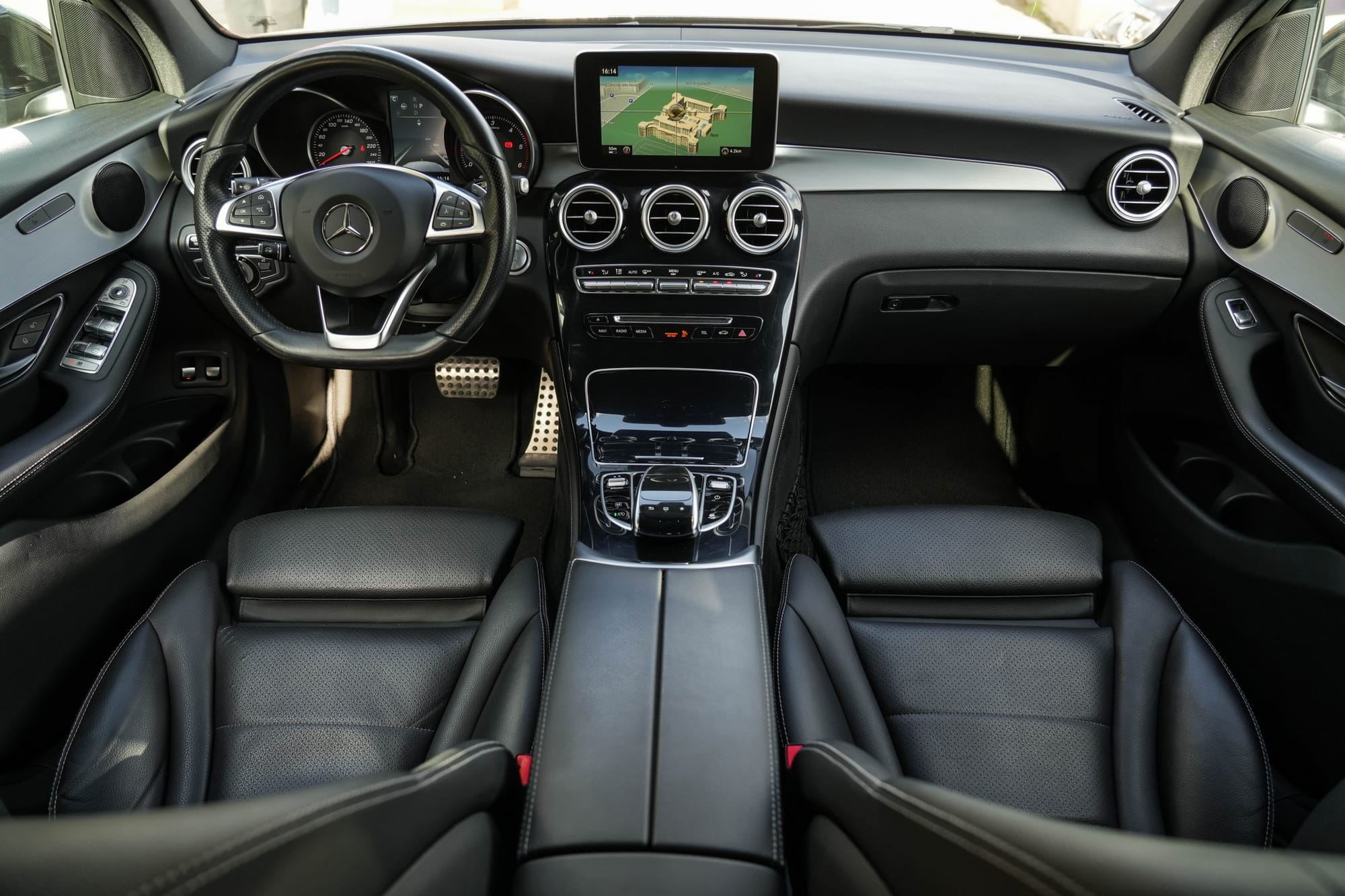 Mercedes-Benz GLC 13
