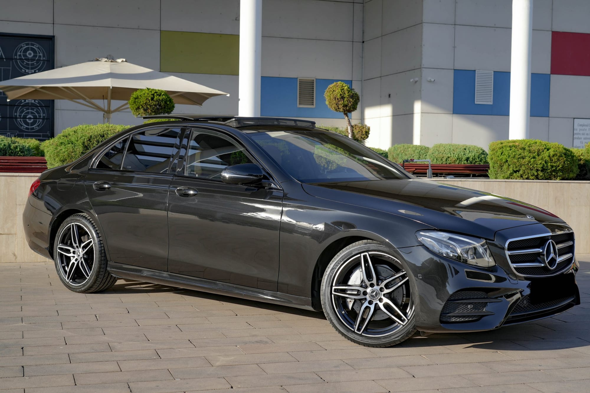 Mercedes-Benz E-Class 4