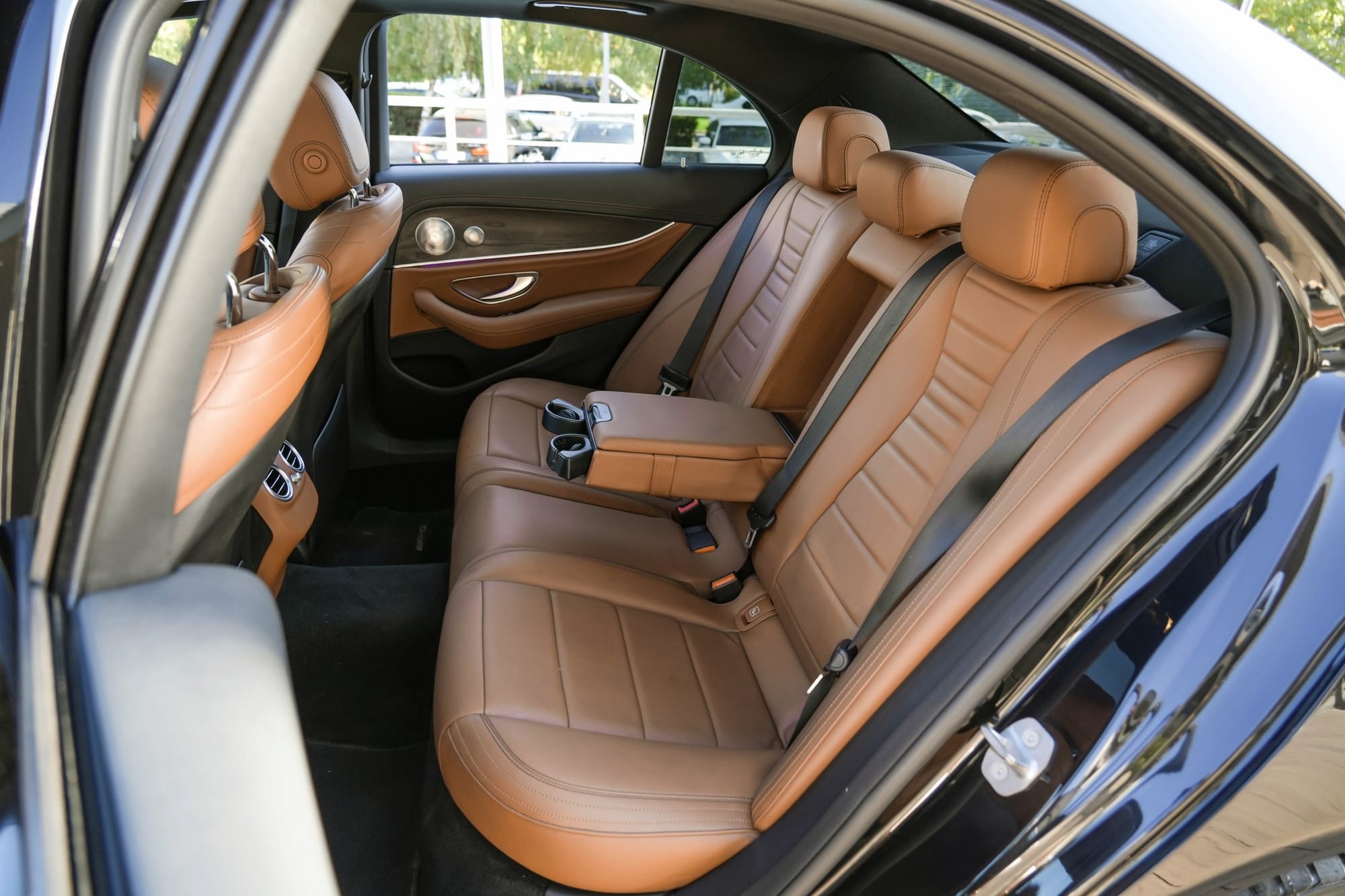 Mercedes-Benz E-Class 6