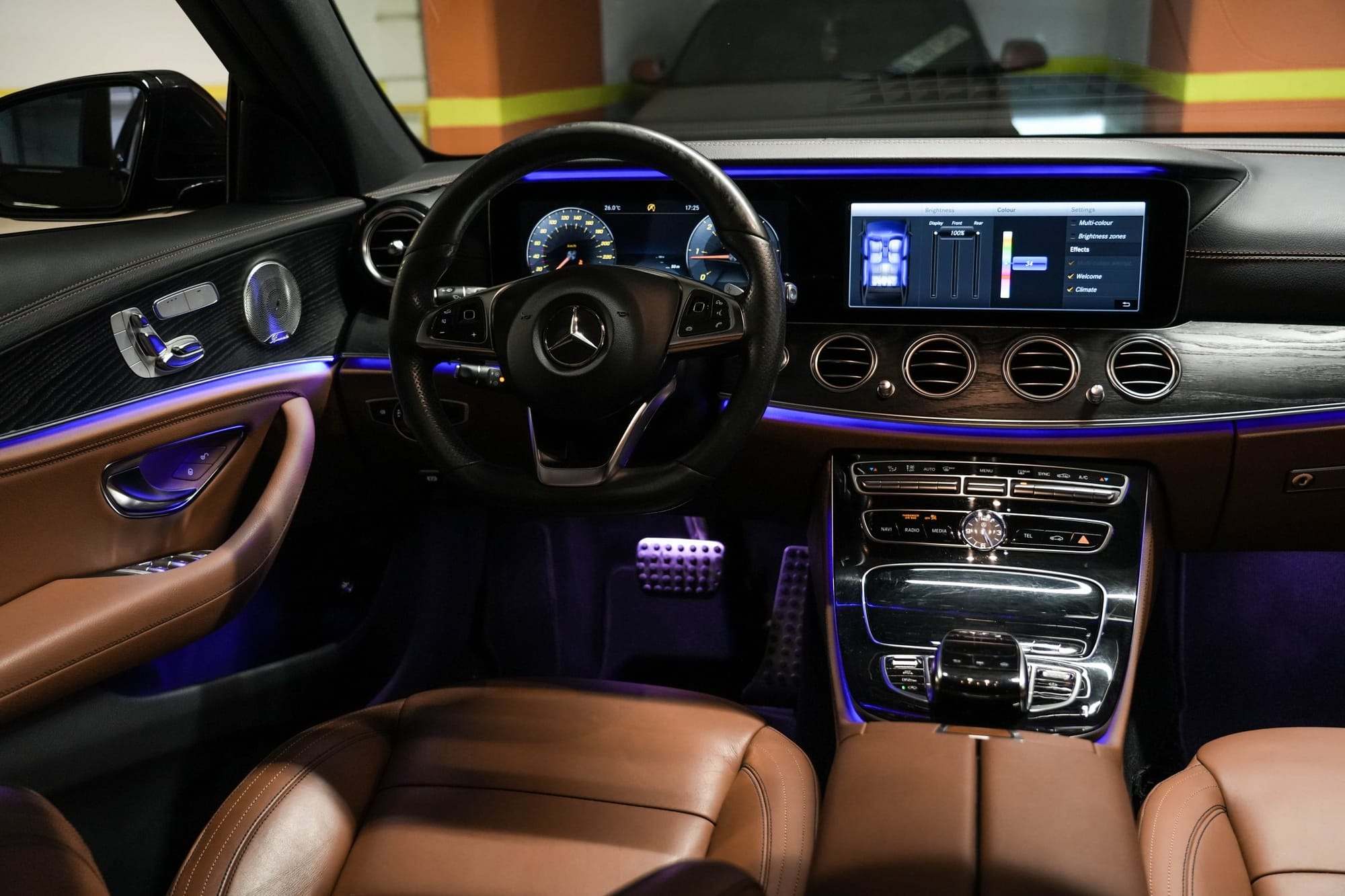 Mercedes-Benz E-Class 7
