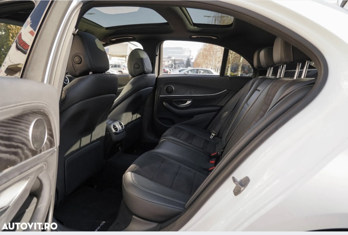 Mercedes-Benz E-Class 7