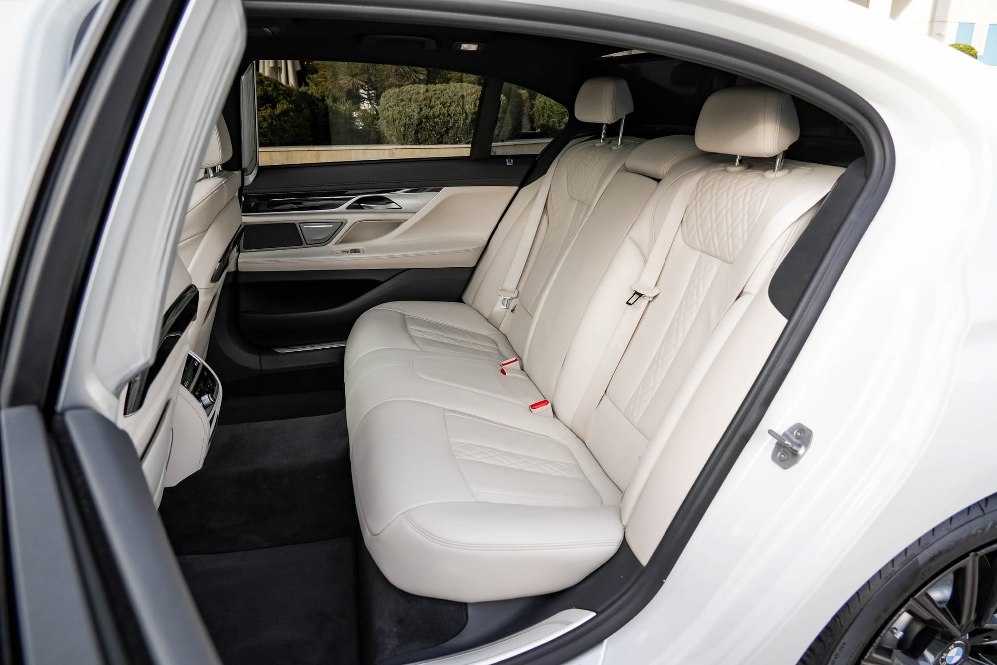 BMW Seria 7 14