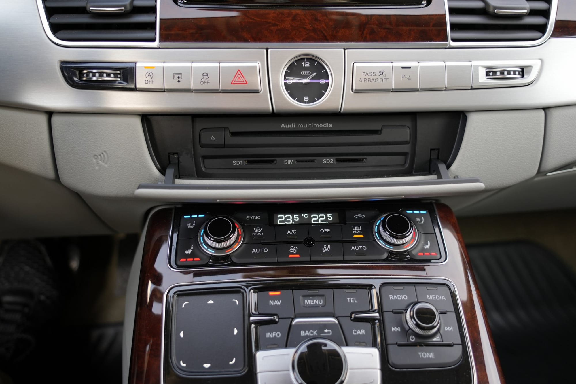 Audi A8 13