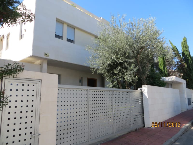 חגי 18, רמת גן