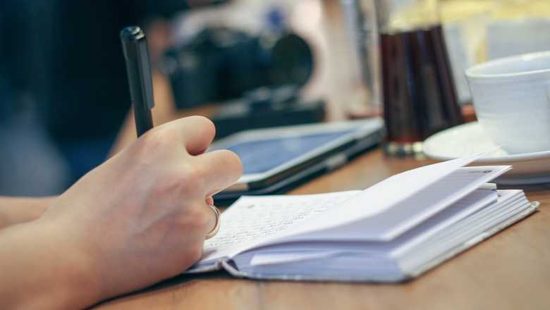 Understanding the Process of Hiring a Book Ghostwriter