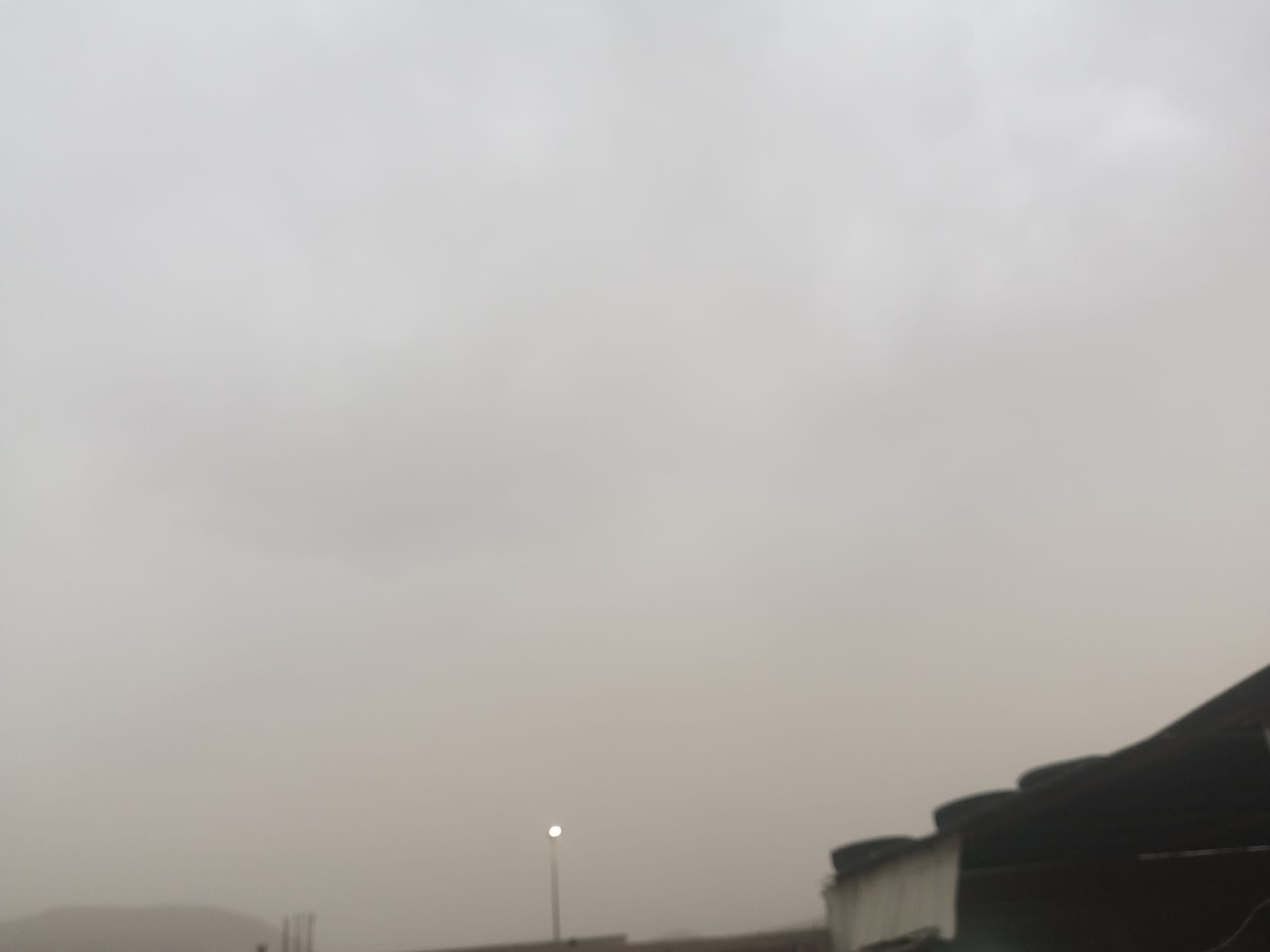 يوم 21/08/2023 - الرياح الهابطة وأمطار متفاوتة - حالة غير متوقعة