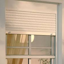 Rollläden und Insektenschutz