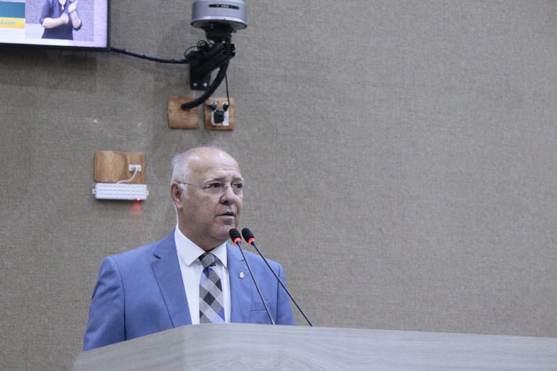 Luis Mitoso sugere que UBSs tenham espaços exclusivos para amamentação e doação de leite materno