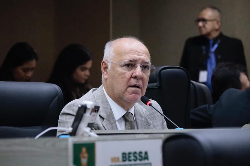 Vereador Luis Mitoso ressalta compromisso com idosos durante discurso na Câmara de Manaus