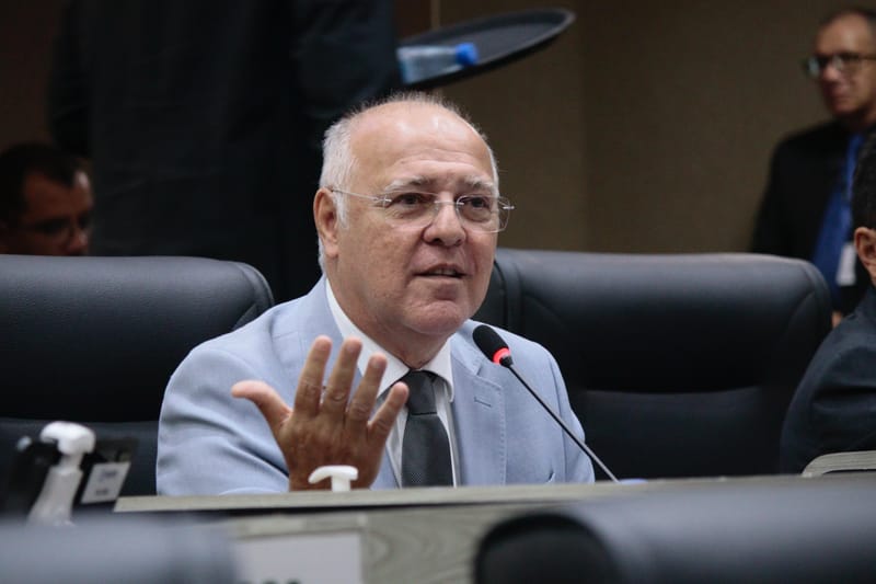 No Dia da Alfabetização, Luis Mitoso aponta avanços na educação municipal